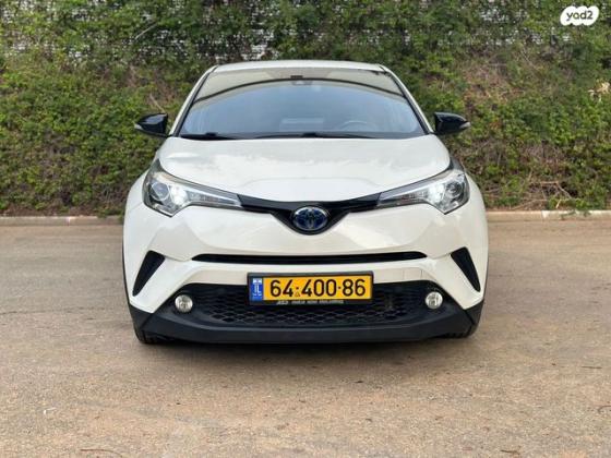 טויוטה C-HR City הייבריד אוט' 1.8 (98 כ"ס) בנזין 2017 למכירה בחולון