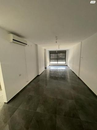 דב גור 30 (רובע ו)