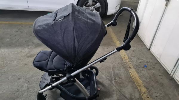 עגלת מאמס אנד פאפס דגם