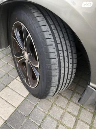 הונדה סיוויק סדאן החדשה LS אוט' 1.8 (140 כ''ס) בנזין 2008 למכירה בחיפה