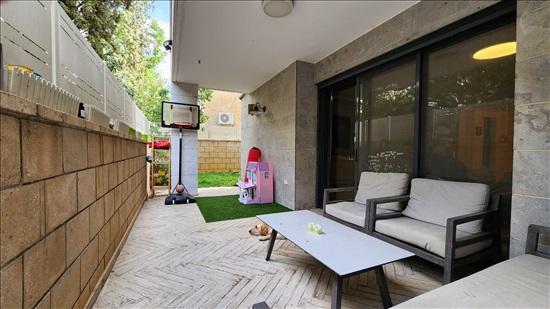דירת גן 4 חדרים למכירה בכפר סבא | הגר''א | מרכז