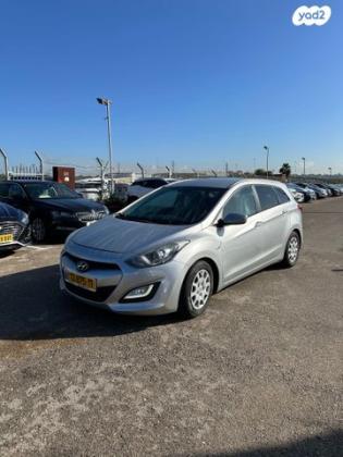 יונדאי i30 Inspire סטיישן אוט' 1.6 (135 כ"ס) בנזין 2013 למכירה בתל אביב יפו