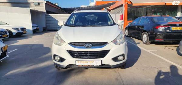 יונדאי iX35 Inspire אוט' 2.0 (163 כ''ס) בנזין 2012 למכירה בראשון לציון