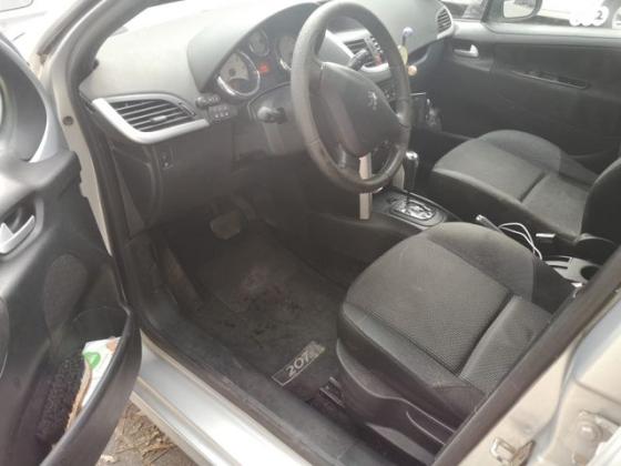 פיג'ו 207 Active אוט' 1.6 (120 כ"ס) בנזין 2012 למכירה בתל אביב יפו