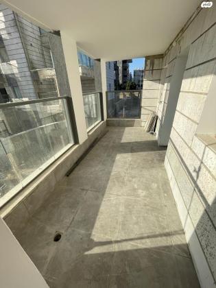 דב גור 30 (רובע ו)