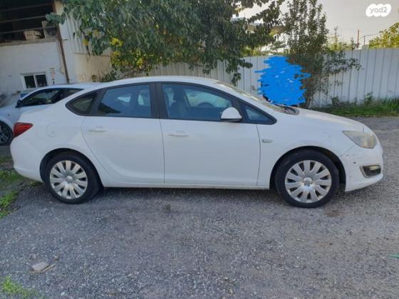 אופל אסטרה Berlina Enjoy סדאן אוט' 1.4 (140 כ"ס) בנזין 2013 למכירה באייל