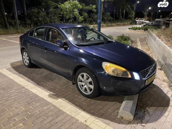 וולוו S60 T4 Business אוט' 1.6 (180 כ''ס) בנזין 2011 למכירה בתל מונד