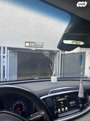 קיה סורנטו EX אוט' 7 מק' 2.4 (188 כ"ס) בנזין 2019 למכירה בחולון