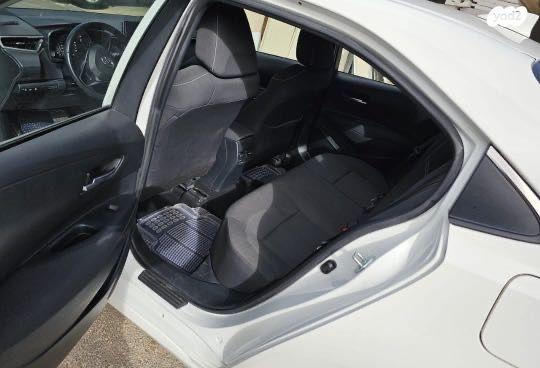 טויוטה קורולה הייבריד Sun סדאן אוט' 1.8 (98 כ''ס) בנזין 2020 למכירה בנורדיה