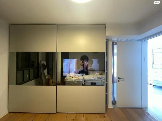 ארון בגדים יוקרתי של חברת