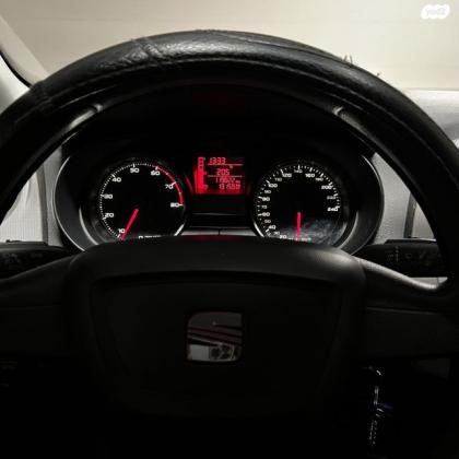 סיאט איביזה Reference ידני 5 דל' 1.4 (85 כ"ס) בנזין 2012 למכירה ברחובות