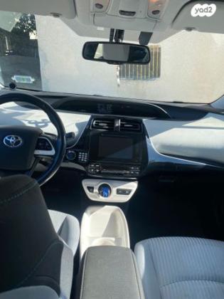 טויוטה פריוס הייבריד אוט' 1.8 (98 כ''ס) בנזין 2017 למכירה באעבלין
