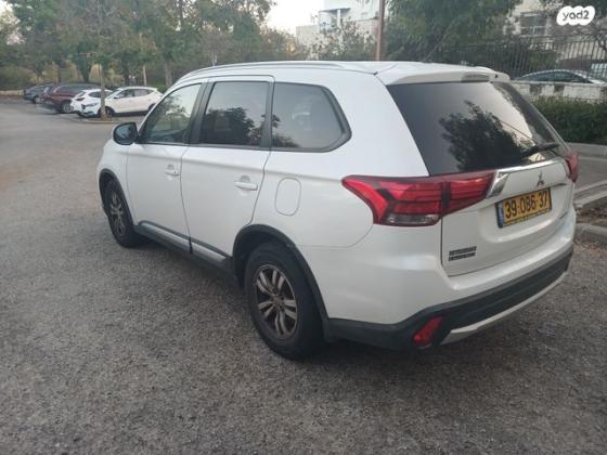 מיצובישי אאוטלנדר Intense אוט' 5 מק' 2.0 (150 כ"ס) בנזין 2016 למכירה במודיעין מכבים רעות