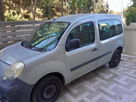 רנו קנגו החדשה Authentiq ידני דיזל + דלת צד אחת 1.5 (85 כ''ס) דיזל 2010 למכירה בחריש