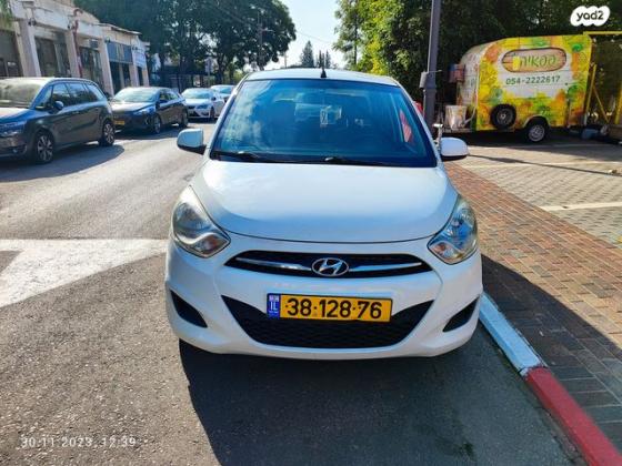 יונדאי i10 Inspire ידני 1.1 (69 כ''ס) בנזין 2011 למכירה בראש העין