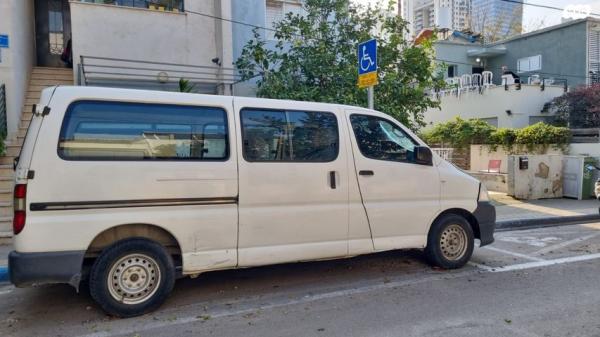 טויוטה הייאס ארוך STD ידני דיזל 2.5 (117 כ''ס) דיזל 2008 למכירה בתל אביב יפו