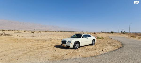קרייזלר 300C LX אוט' 3.5 (249 כ''ס) בנזין 2007 למכירה ברחובות