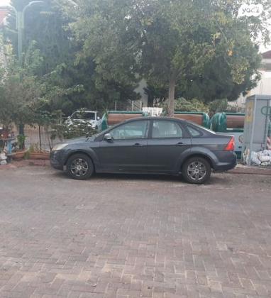 פורד פוקוס Trend סדאן אוט' 1.6 (100 כ''ס) בנזין 2008 למכירה בגדרה