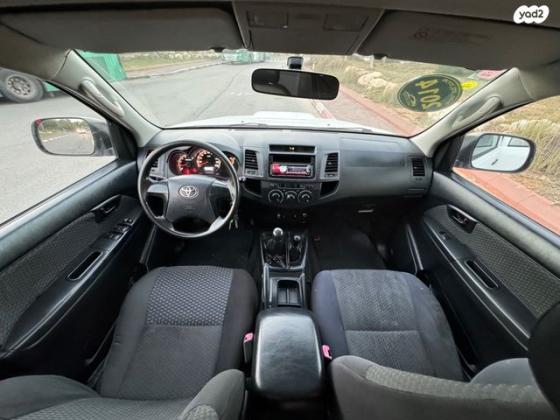 טויוטה היילקס ויגו 4X4 4X4 דאבל קבינה ידני דיזל 2.5 (144 כ''ס)[2011-2015] דיזל 2014 למכירה בחולון