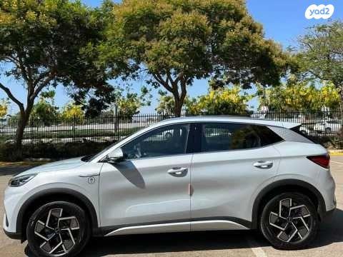 בי.ווי.די / BYD אטו 3 Comfort אוט' (204 כ"ס) היברידי חשמל / בנזין 2023 למכירה בנתניה