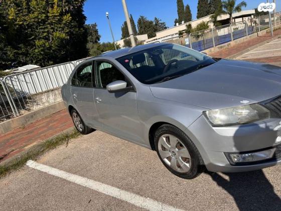 סקודה ראפיד Ambition אוט' 1.2 (90 כ"ס) בנזין 2017 למכירה בחדרה