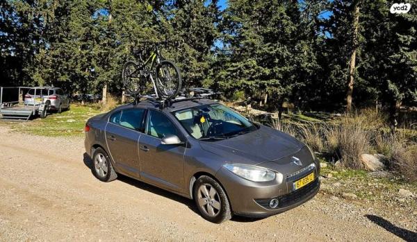 רנו פלואנס Privilege + SR אוט' דיזל 1.5 (110 כ''ס) דיזל 2013 למכירה בלוד