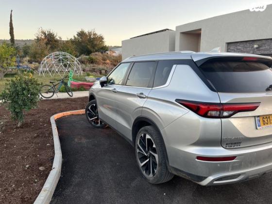 מיצובישי אאוטלנדר Instyle אוט' 7 מק' 2.5 (181 כ"ס) בנזין 2021 למכירה במעלה גמלא