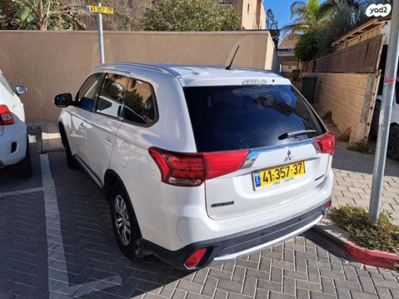 מיצובישי אאוטלנדר Instyle אוט' 7 מק' 2.0 (150 כ"ס) בנזין 2016 למכירה בדימונה