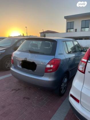 סקודה פאביה Ambiente אוט' 1.2 (105 כ''ס) בנזין 2010 למכירה בתל אביב יפו