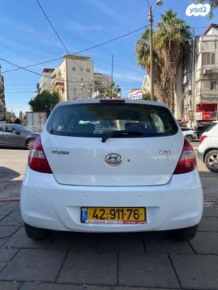יונדאי i20 Inspire אוט' 1.4 (100 כ"ס) [2009-2015] בנזין 2011 למכירה בפתח תקווה
