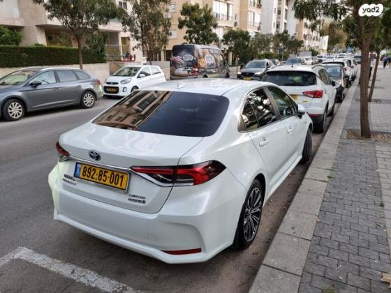 טויוטה קורולה הייבריד Limited סדאן אוט' 1.8 (98 כ''ס) בנזין 2019 למכירה בבת ים
