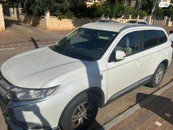 מיצובישי אאוטלנדר Intense אוט' 5 מק' 2.0 (150 כ"ס) בנזין 2016 למכירה בחדרה