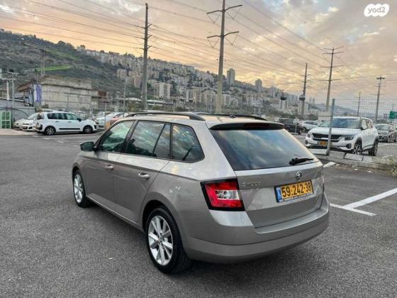 סקודה פאביה ספייס Ambition אוט' 1.2 (110 כ''ס) בנזין 2017 למכירה בחיפה