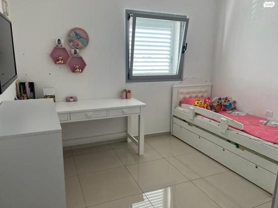 מבוא העירית 16 (רובע ח)