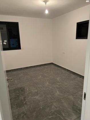 ז'בוטינסקי 11 (רובע א)