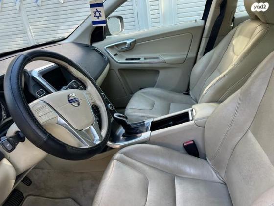 וולוו XC60 T5 Kinetic סטיישן אוט' 2.0 (245 כ''ס) בנזין 2014 למכירה ביהוד מונוסון