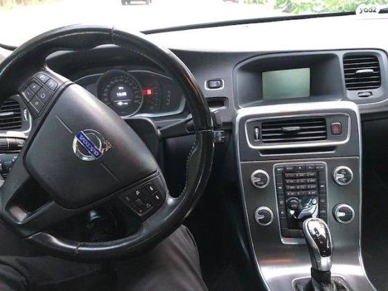 וולוו S60 T5 Kinetic אוט' 2.0 (245 כ''ס) בנזין 2014 למכירה בהרצליה