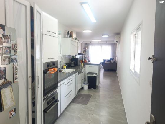 אודם 580 (גילה)