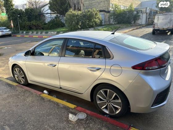 יונדאי איוניק Premium הייבריד אוט' 1.6 (141 כ"ס) בנזין 2017 למכירה במעלה אדומים