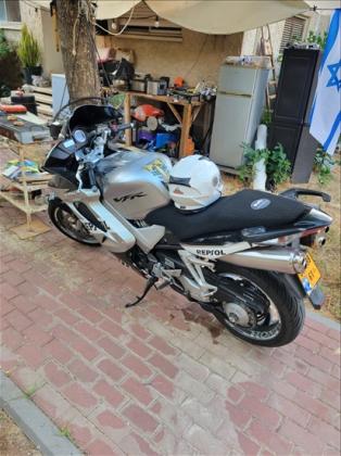 הונדה VFR750/800 יד 5 2007 | 61000 ק"מ