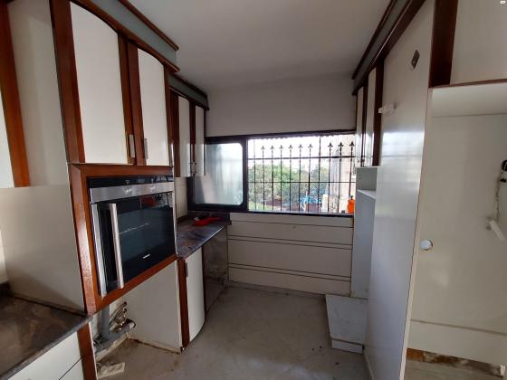 אלברט קיוסו 8 (מרכז יפו מערבית לשדרות ירושלים)