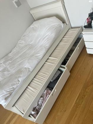 מיטת ילדים יפהפייה איכותית מאד