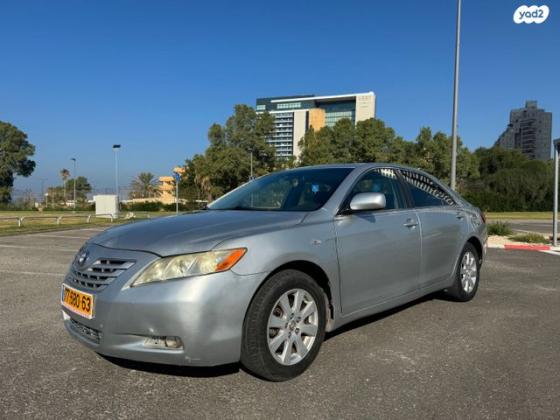 טויוטה קאמרי Executive אוט' 2.4 (167 כ"ס) בנזין 2008 למכירה בנתניה