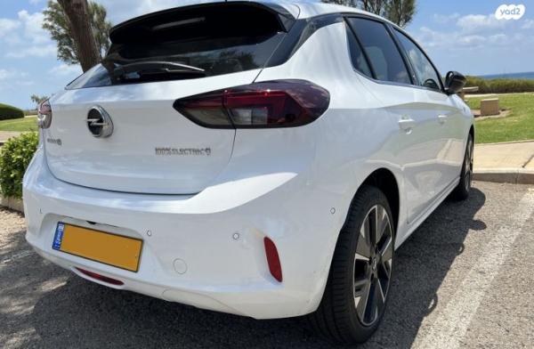 אופל קורסה Elegance אוט' חשמלי (136 כ''ס) חשמלי 2022 למכירה בחיפה