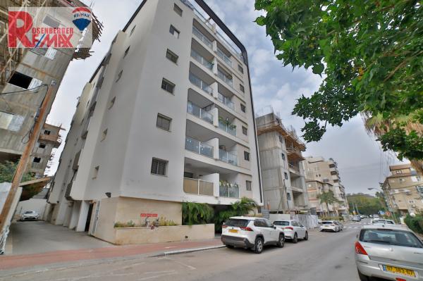 דירה 3 חדרים למכירה בראשון לציון | פרופסור נחום 3 | כצנלסון