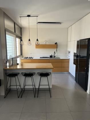 עמנואל זיסמן 11 (חומת שמואל;הר חומה)