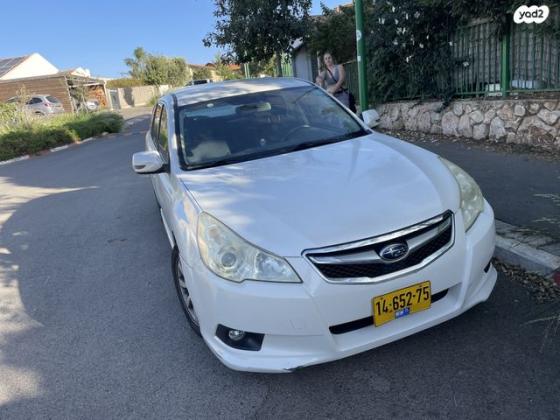 סובארו B4 4X4 Top Style סטיישן אוט' 2.0 (150 כ''ס) בנזין 2011 למכירה באשחר