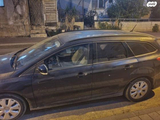 פורד פוקוס Trend סטיישן אוט' 1.6 (125 כ''ס) בנזין 2013 למכירה בבני ברק