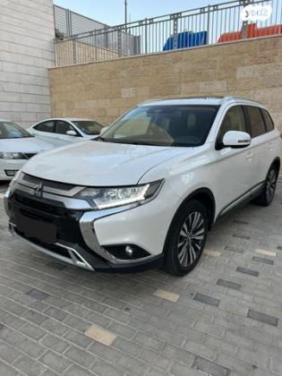 מיצובישי אאוטלנדר Instyle אוט' 7 מק' 2.0 (150 כ"ס) בנזין 2021 למכירה בחריש