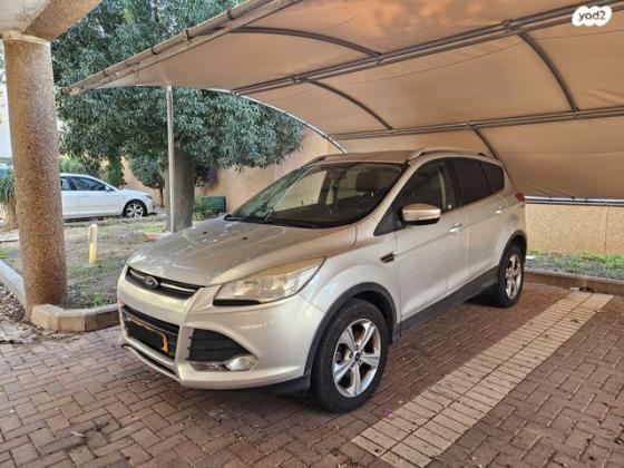 פורד קוגה 4X4 Trend אוט' 1.6 (182 כ''ס) בנזין 2014 למכירה ברעננה